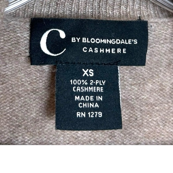 C by Bloomingdales, Women’s Cashmere Turtleneck in Heather Light Brown X-Small - Picture 6 of 8